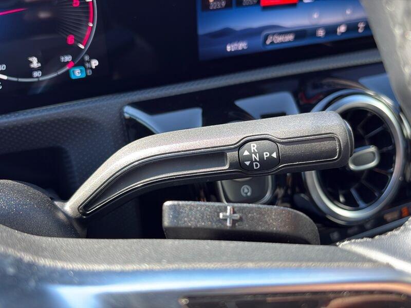 Mercedes-Benz Classe A A 180 d Progressive Advanced