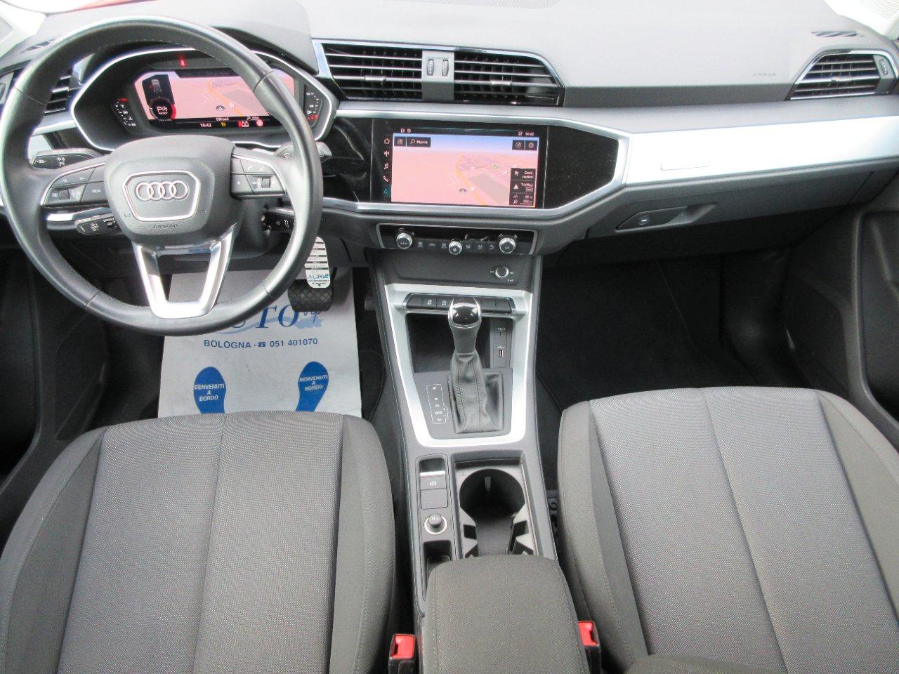 Audi Q3 35 2.0 tdi Business Advanced s-tronic