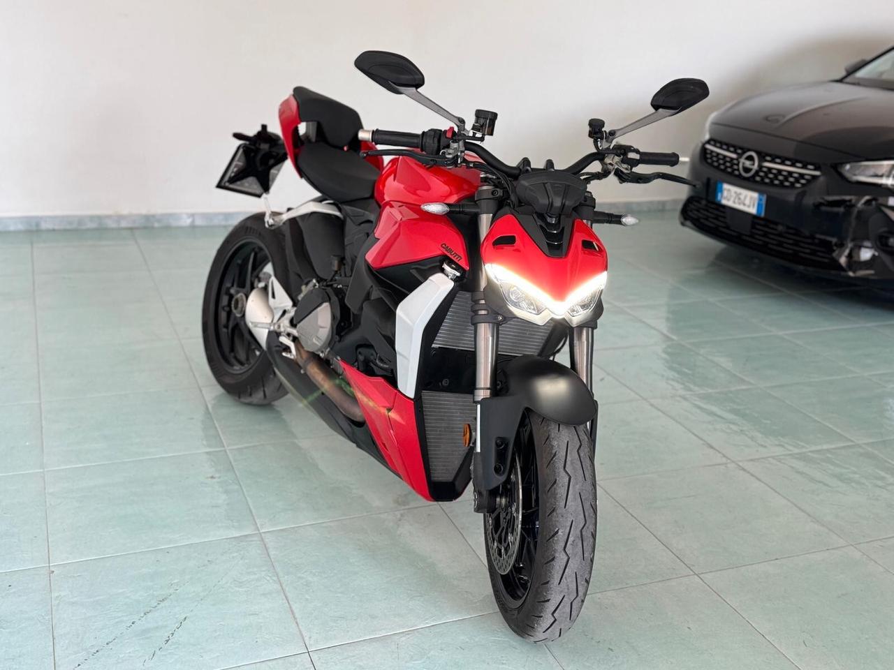 DUCATI STREETFIGHTER V2 - ANNO 2023 - SOLO 800 KM