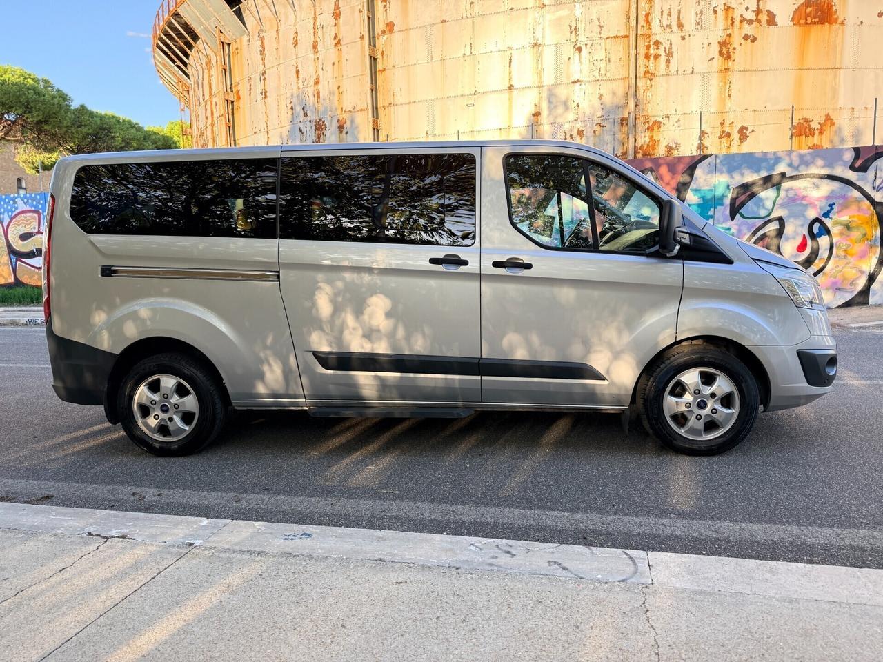 Ford Tourneo Custom 2.0 130cv 8 Posti UNIPRO