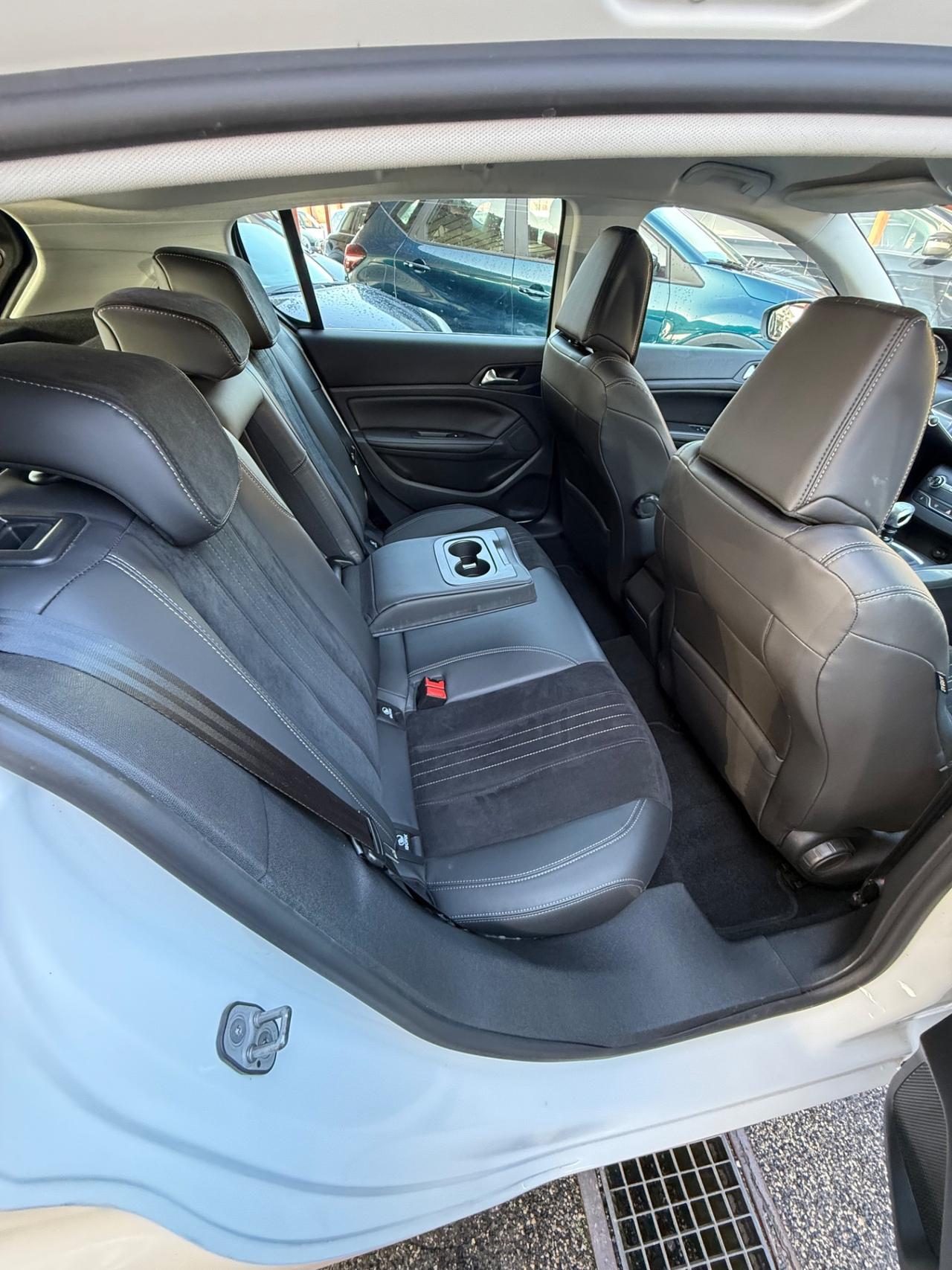 308 1.2 130 cv-Gt line -unipro-rate-garanzia