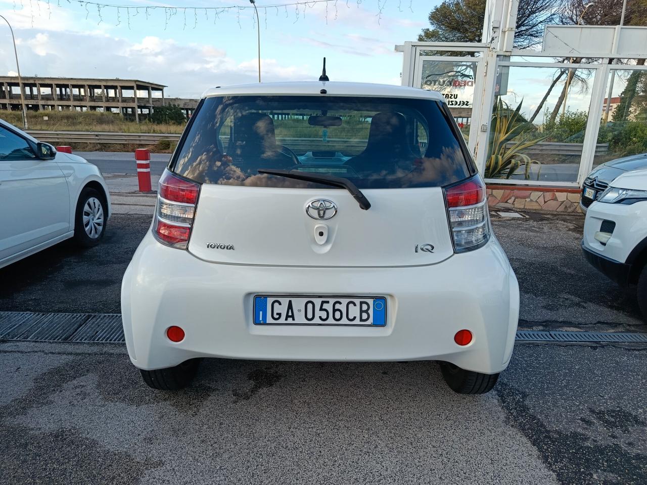 Toyota iQ 1.0