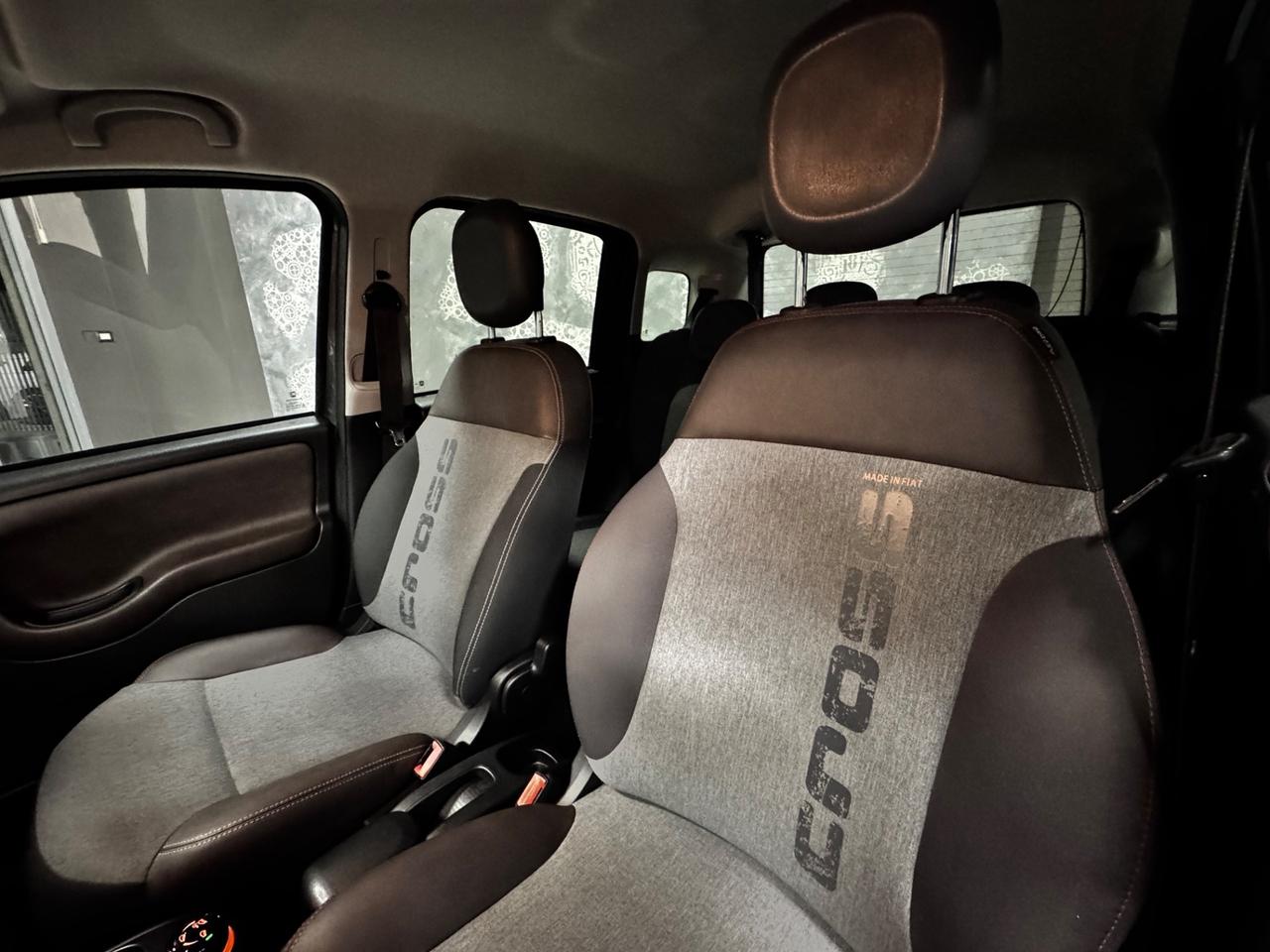 FIAT PANDA CROSS 4x4 900 T AIR