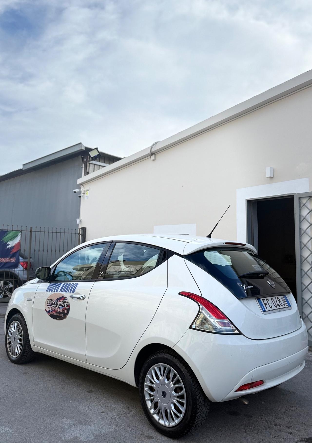 Lancia Ypsilon 1.2 Benzina Platinum 69 Cv