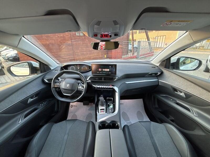 Peugeot 3008 Hybrid 225 e-EAT8 Allure Pack