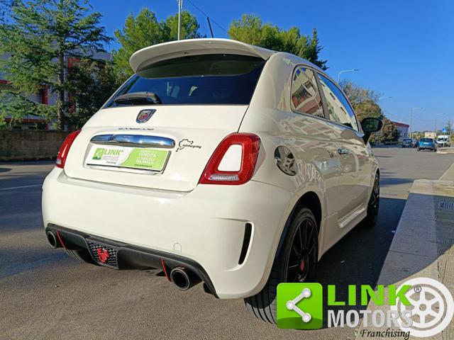 ABARTH 500 1.4 Turbo T-Jet esseesse