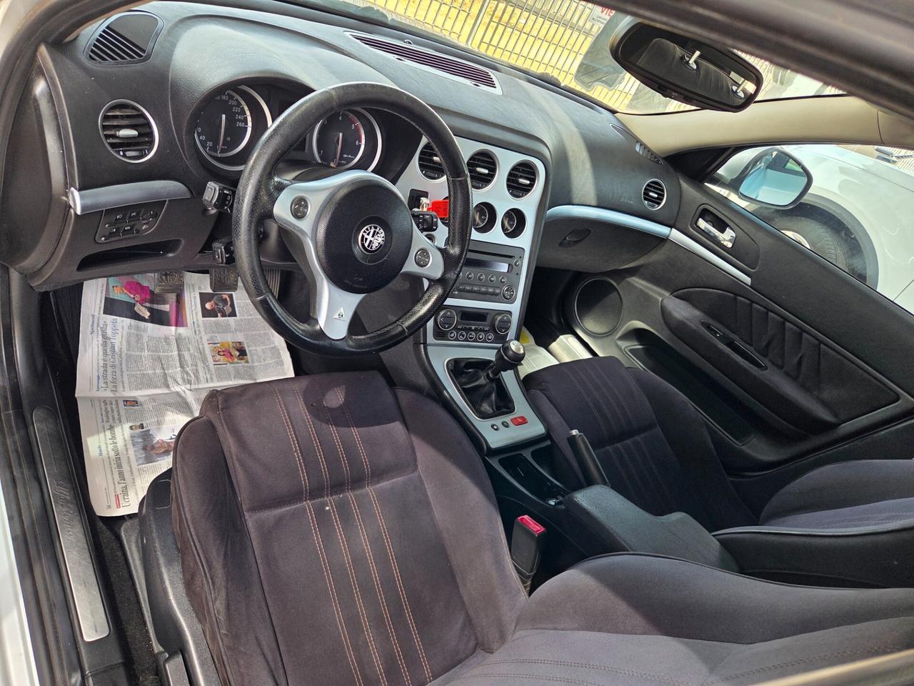 Alfa Romeo 159 1.9 JTDm Sportwagon Distinctive 2008