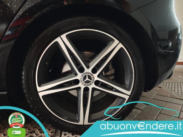 MERCEDES-BENZ A 180 d Automatic Sport