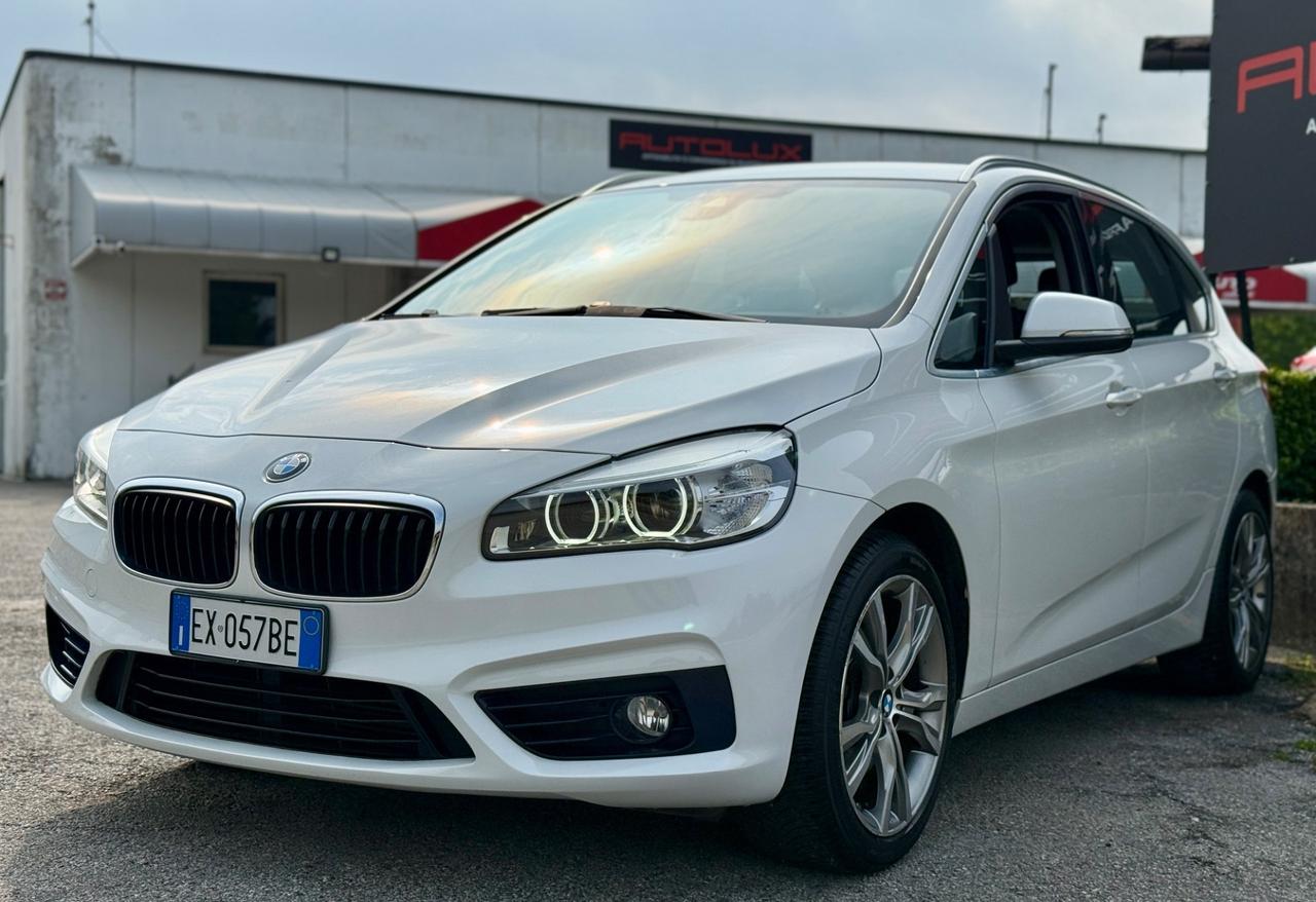 BMW 218i Active Tourer 136Cv OK NEOPATENTATI