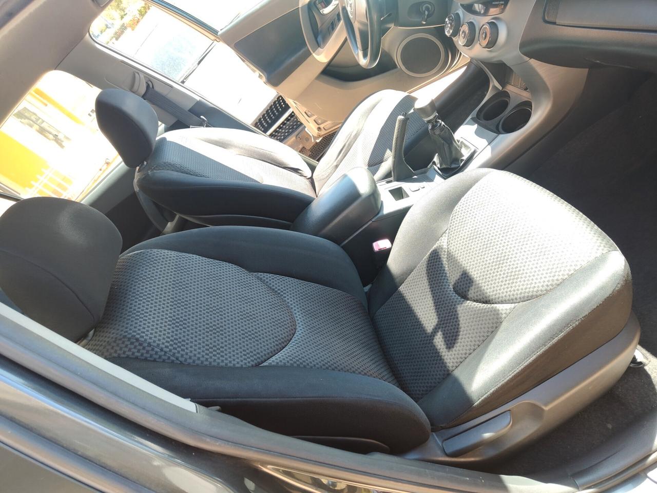 Toyota RAV 4 RAV4 2.2 D-4D 136 CV