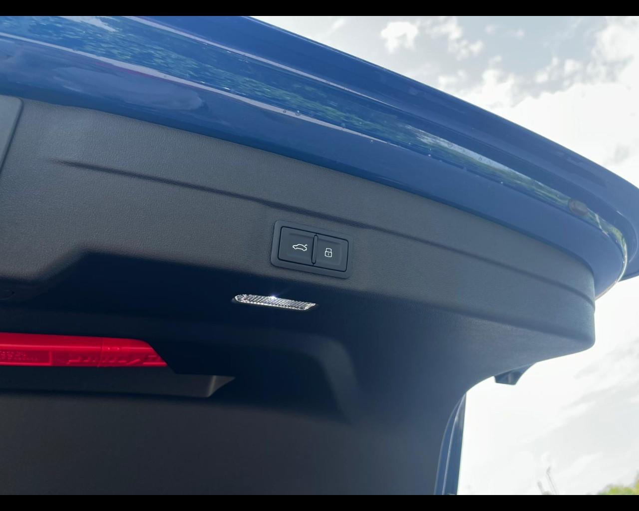 AUDI A5 SEDAN TDI MHEV QUATTRO S-TRONIC
