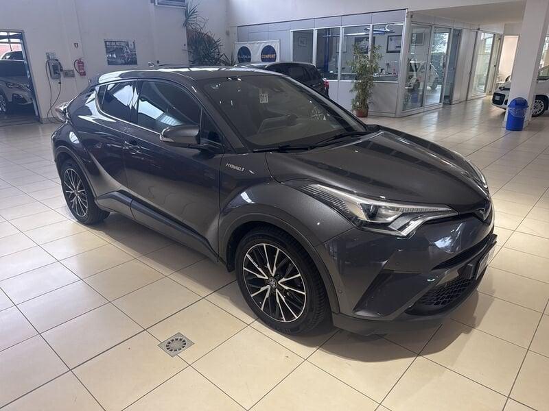 Toyota C-HR C-HR 1.8 Hybrid E-CVT Lounge