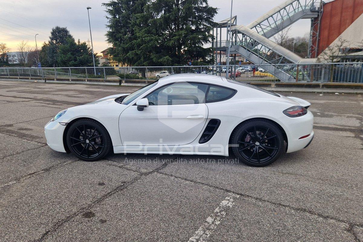 PORSCHE 718 Cayman 2.0