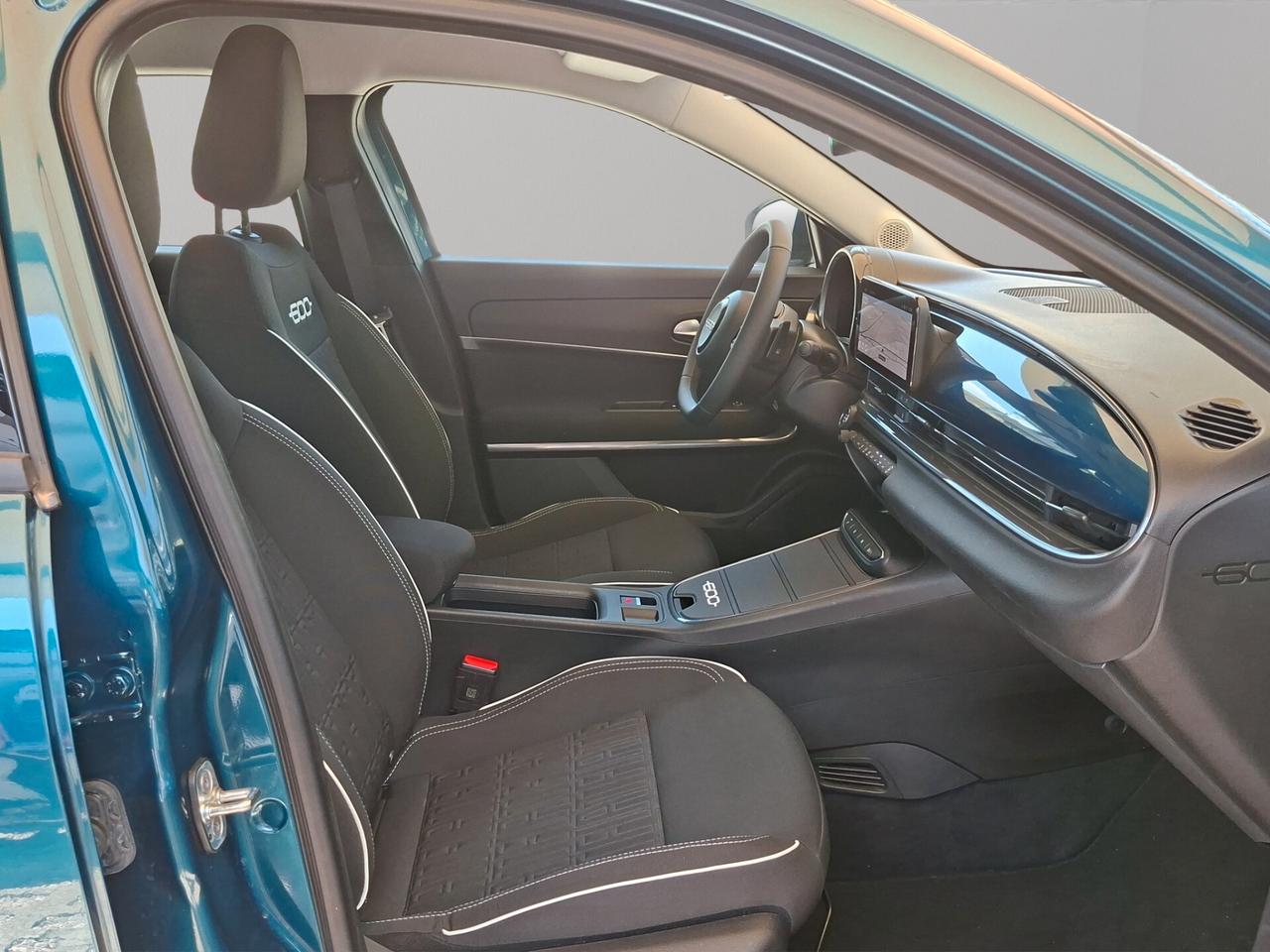 Fiat 600 Hybrid 145 CV DCT MHEV La Prima