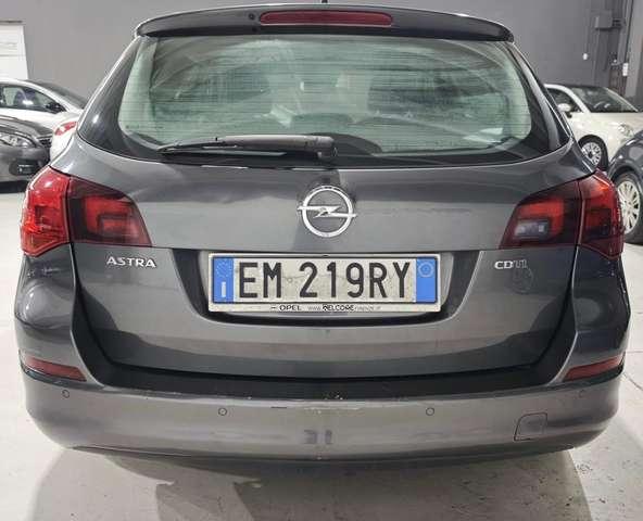Opel Astra Neopatentati