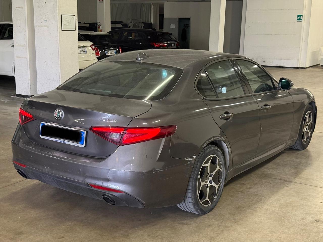 Alfa Romeo Giulia 2.2 Turbodiesel 160 CV AT8 Business