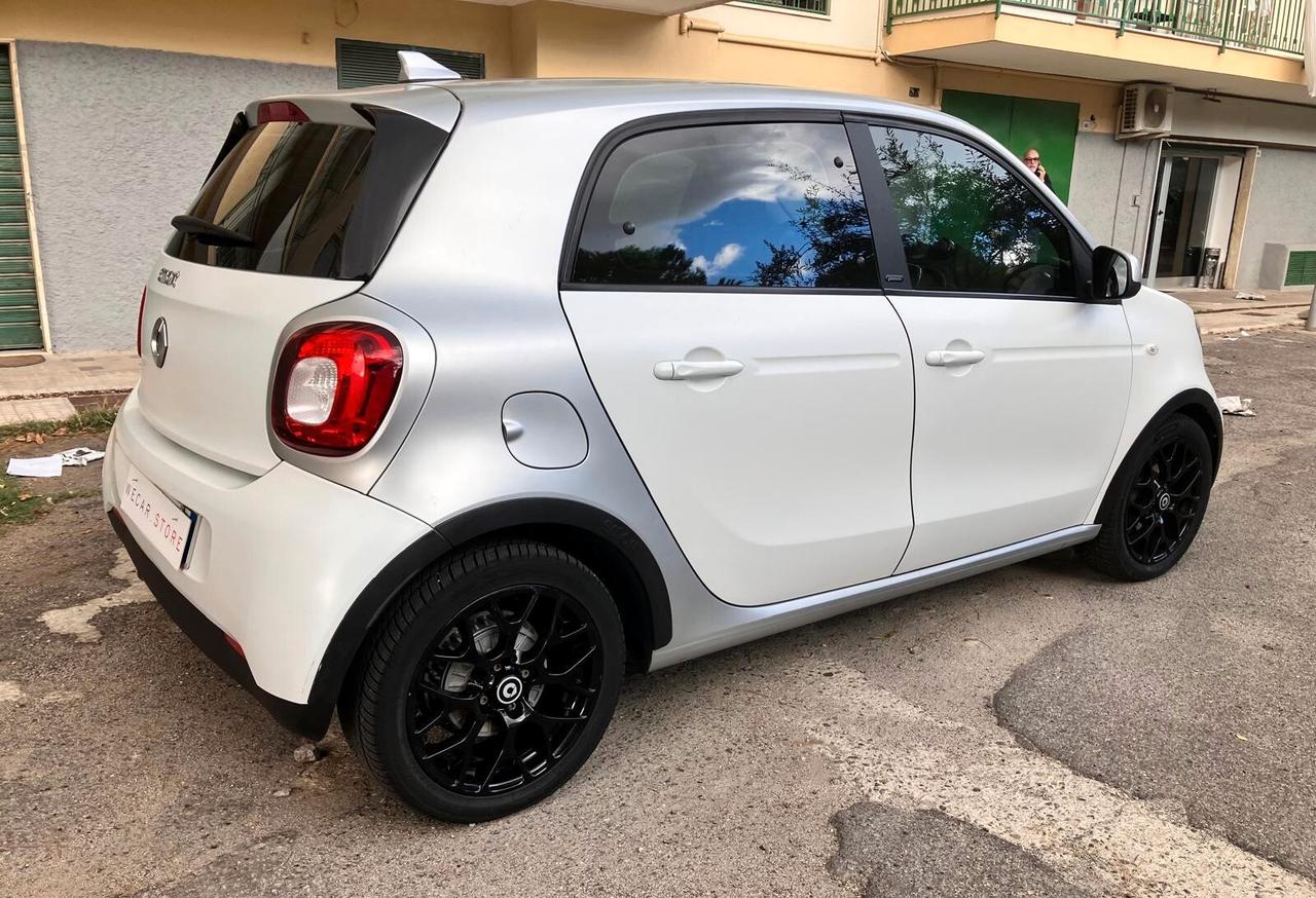 Smart ForFour 90 0.9 Turbo Passion GPL e pack sportivo