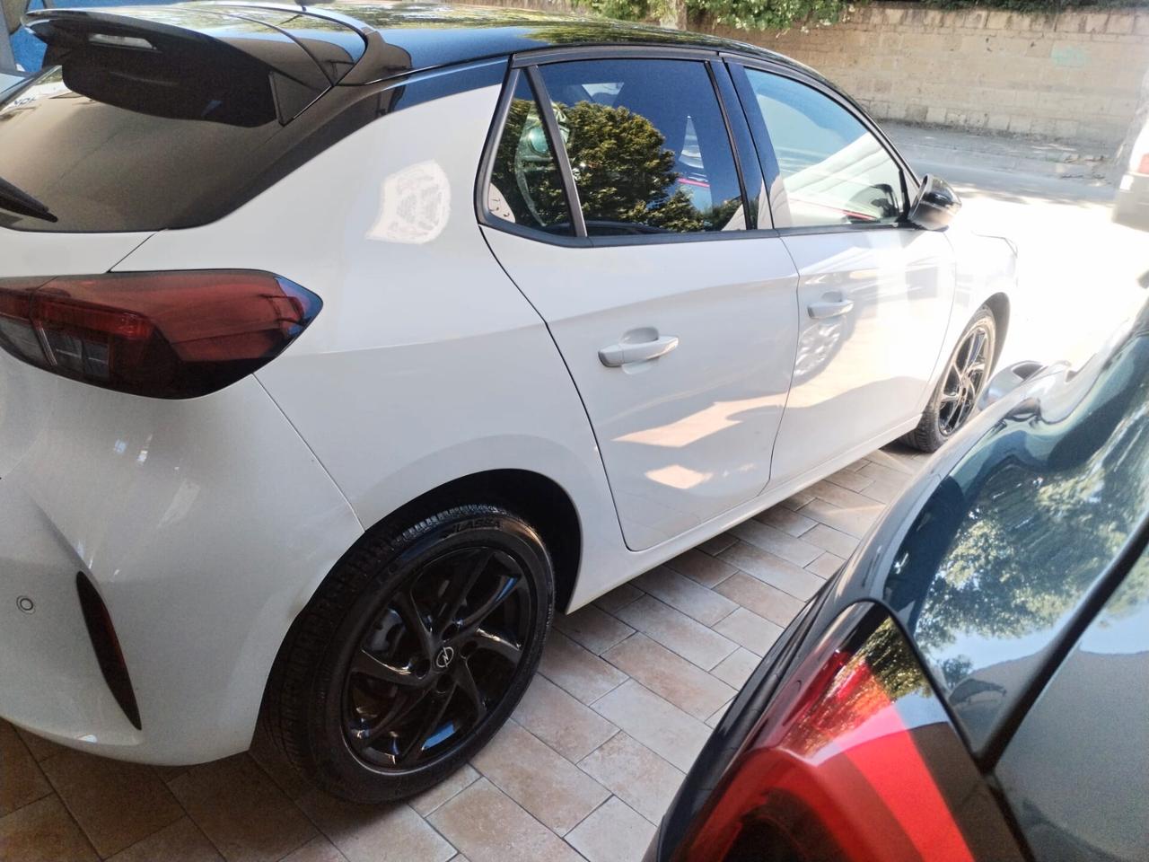 Opel Corsa 1.2 100 CV GS Line