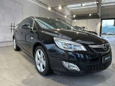Opel Astra 1.4 100CV 5 porte