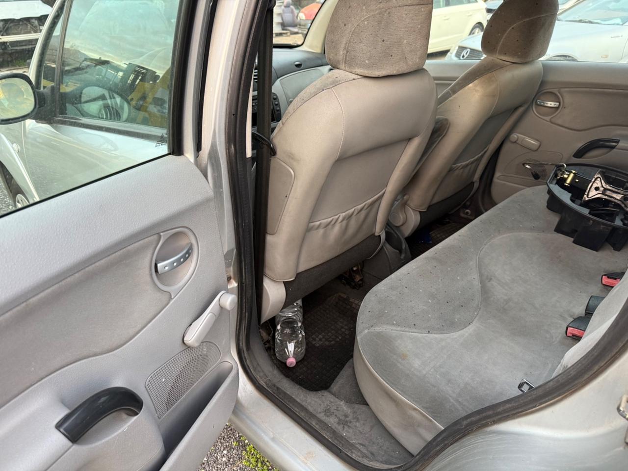 Citroen C3 1.4 per pezzi di ricambio