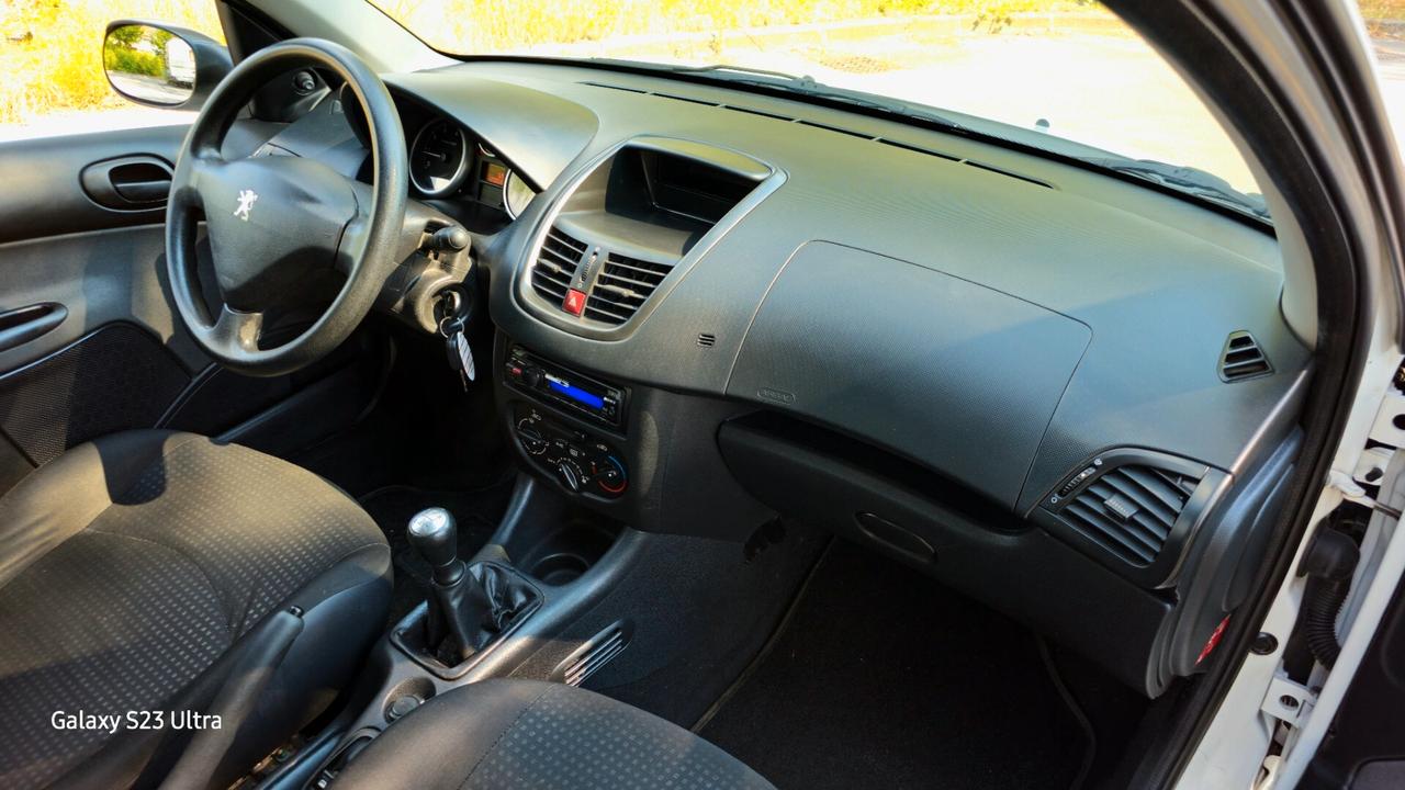 Peugeot 206 plus ok neopatentati GARANTITA 12 MESI