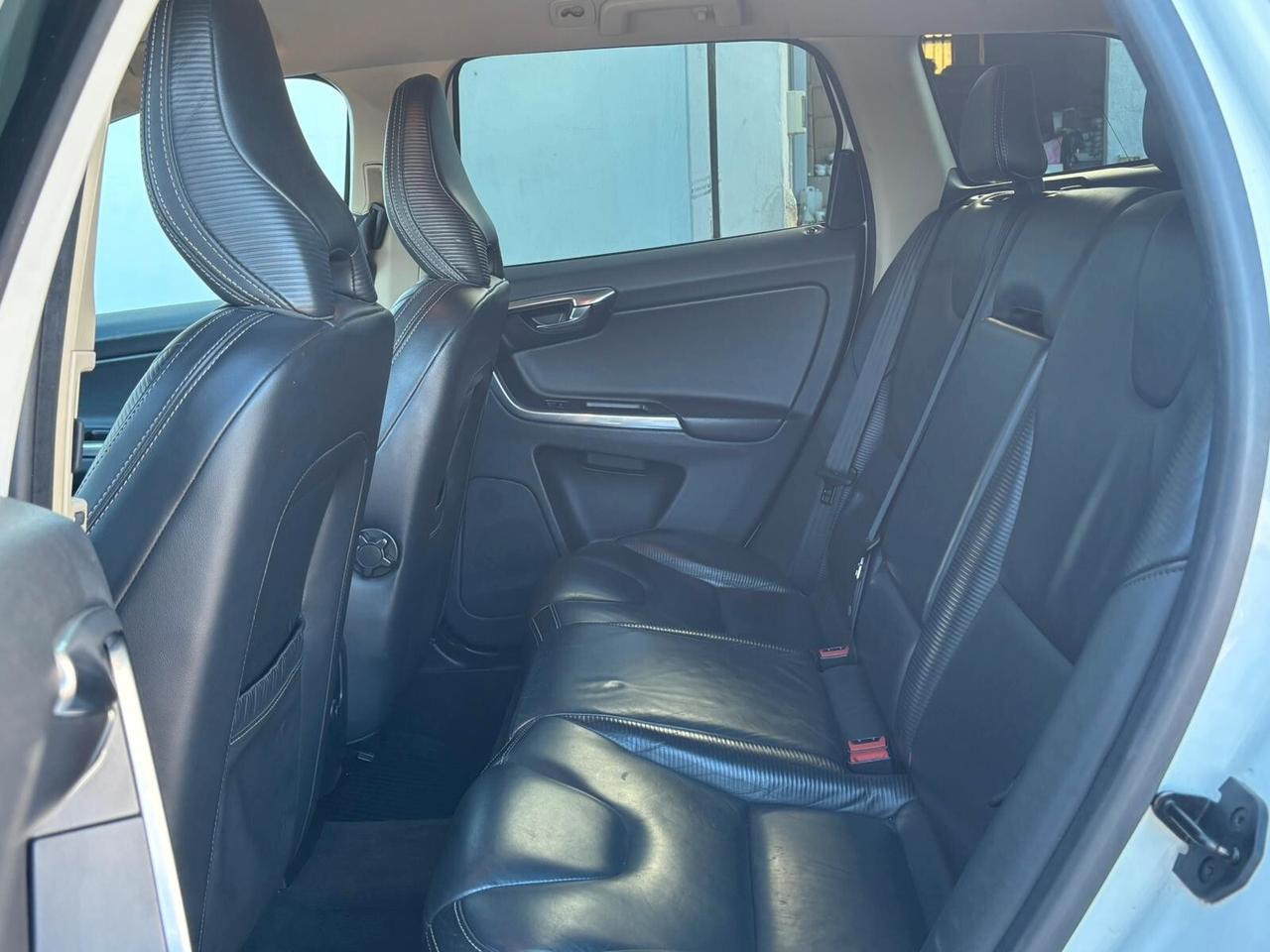 Volvo XC60 D4 Geartronic R-design