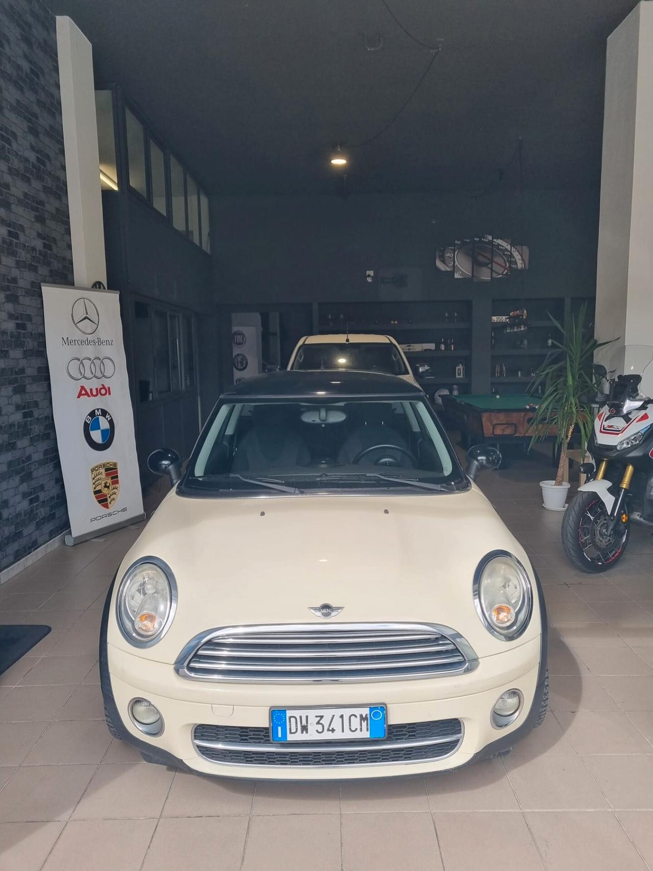 Mini 1.6 16V Cooper D