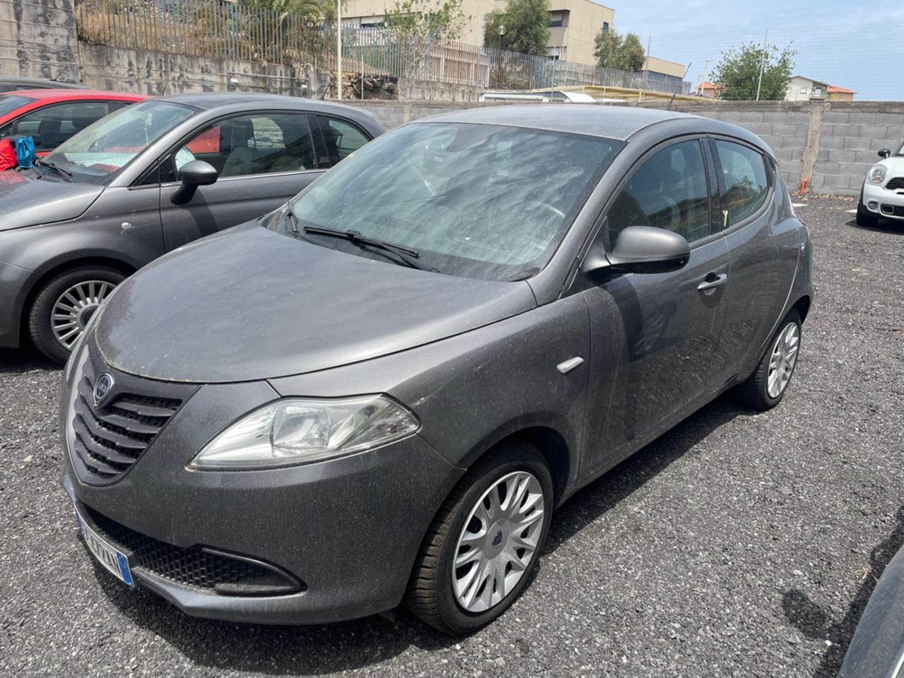 Lancia Ypsilon 1.2 69 CV 5 porte GPL Ecochic Gold