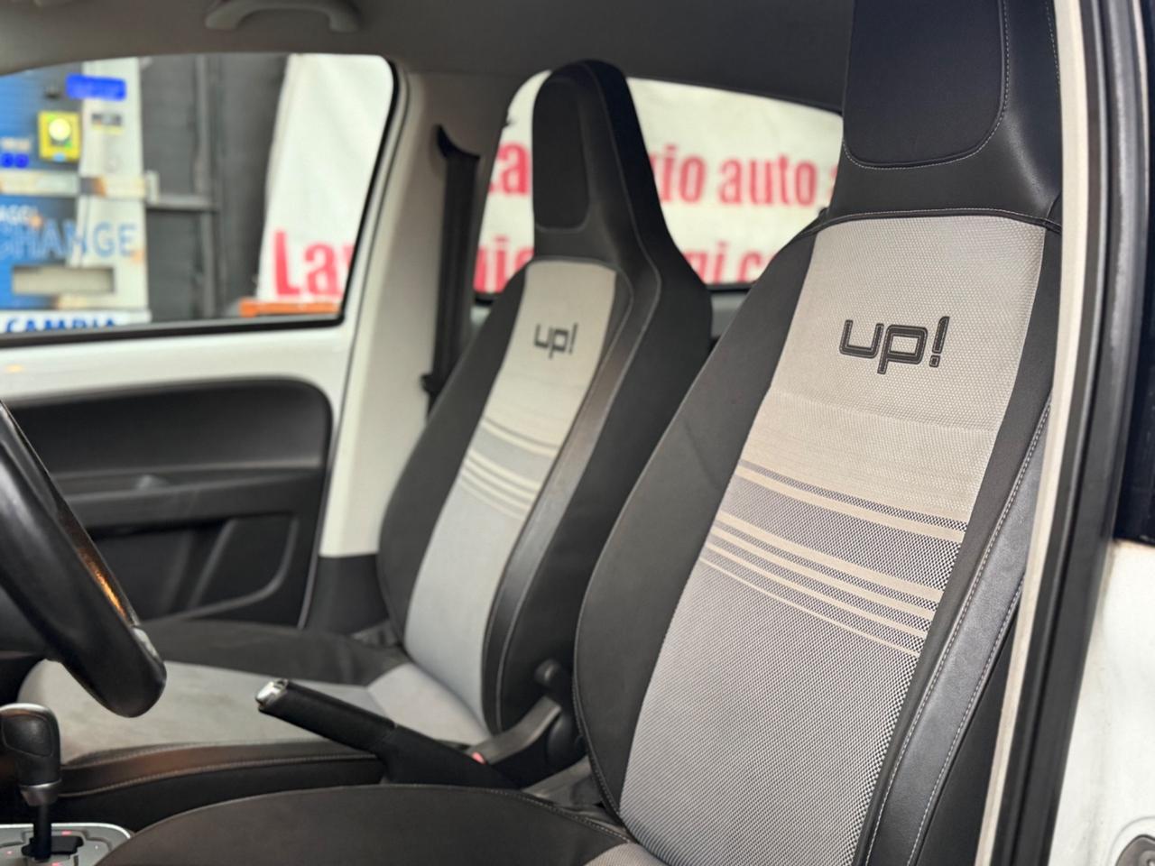 Volkswagen up! 1.0 75cv 5porte - automatica 2013