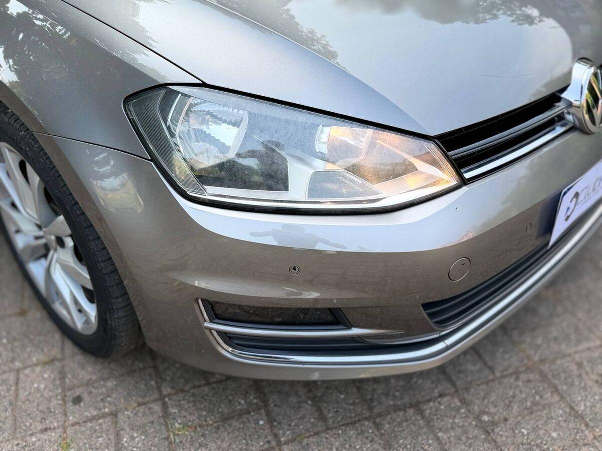 Volkswagen Golf 1.6 tdi Highline 5p dsg