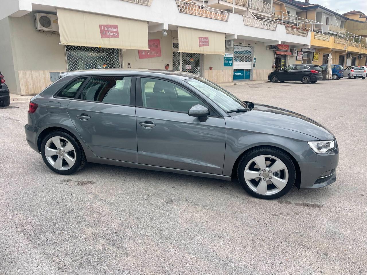 Audi A3 SPB 1.6 TDI S tronic Ambition garanzia