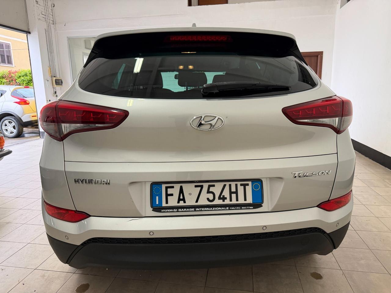 Hyundai Tucson 1.7 CRDi XPossible OK NEOPATENTATI E6