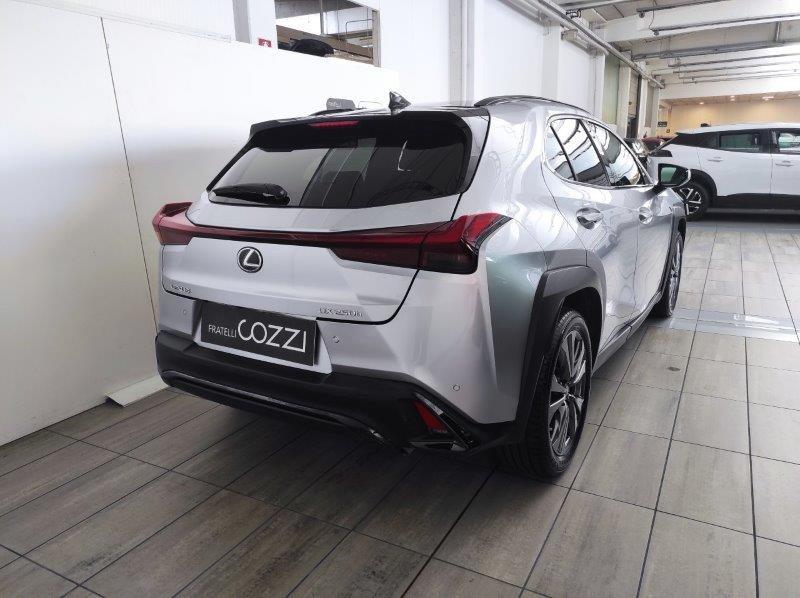 LEXUS UX - UX Hybrid Design