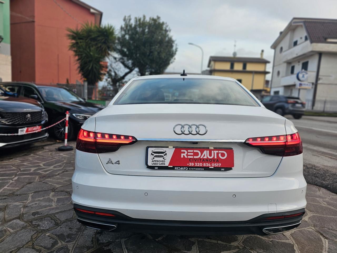 Audi A4 30 TDI/136 CV S tronic line edition