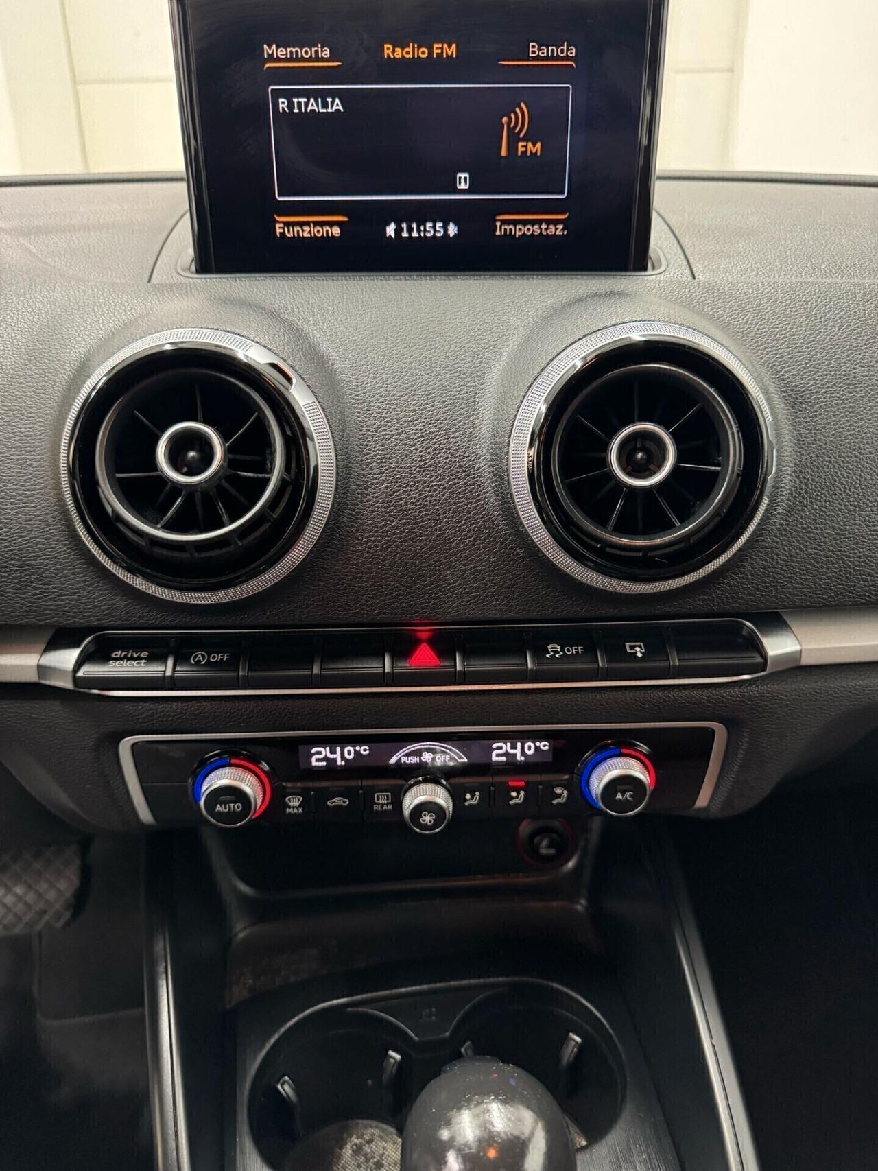 Audi A3 SPB 1.6 TDI clean diesel S tronic Ambition