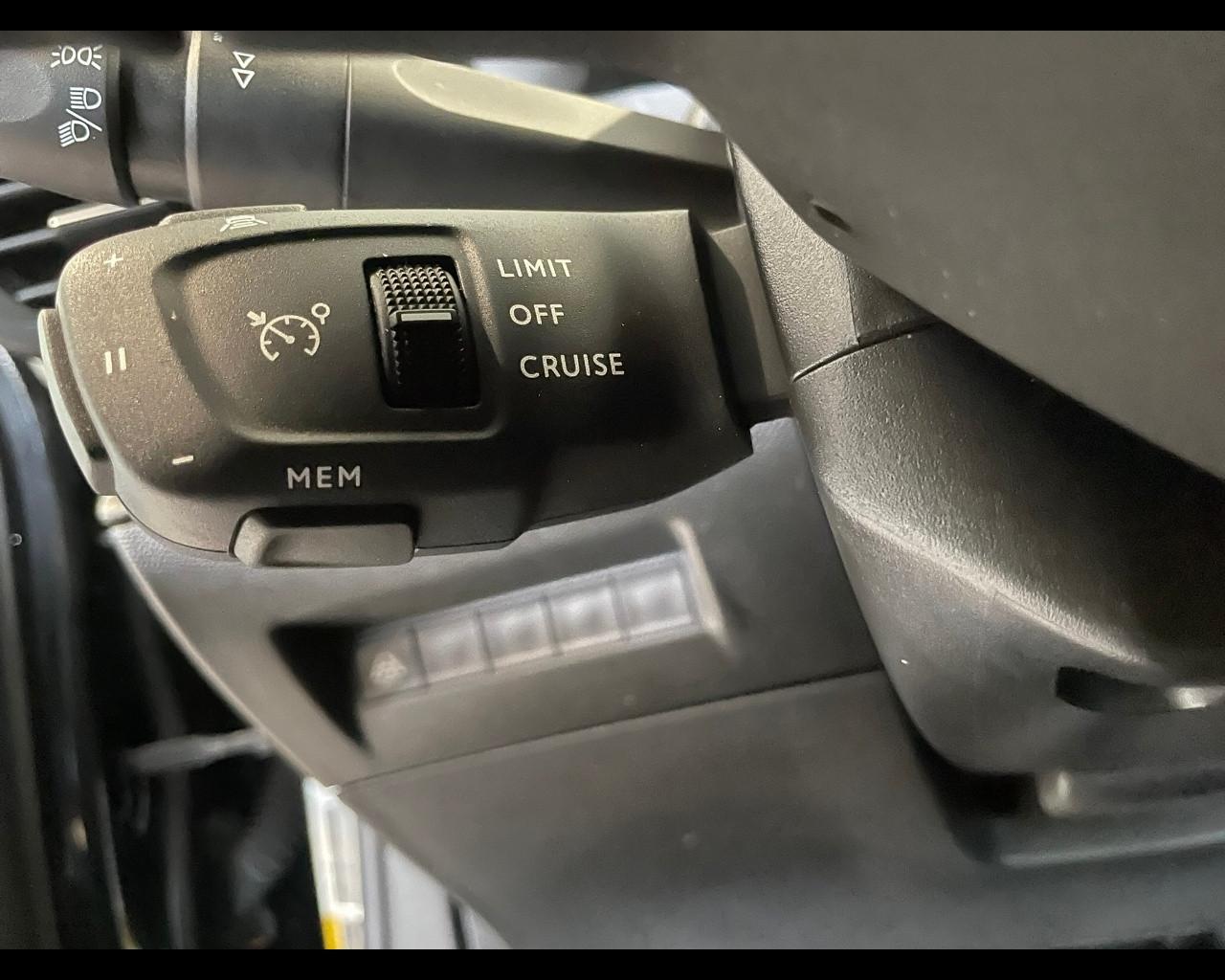 PEUGEOT 2008 2ª serie - 2008 PureTech 130 S&S GT Line