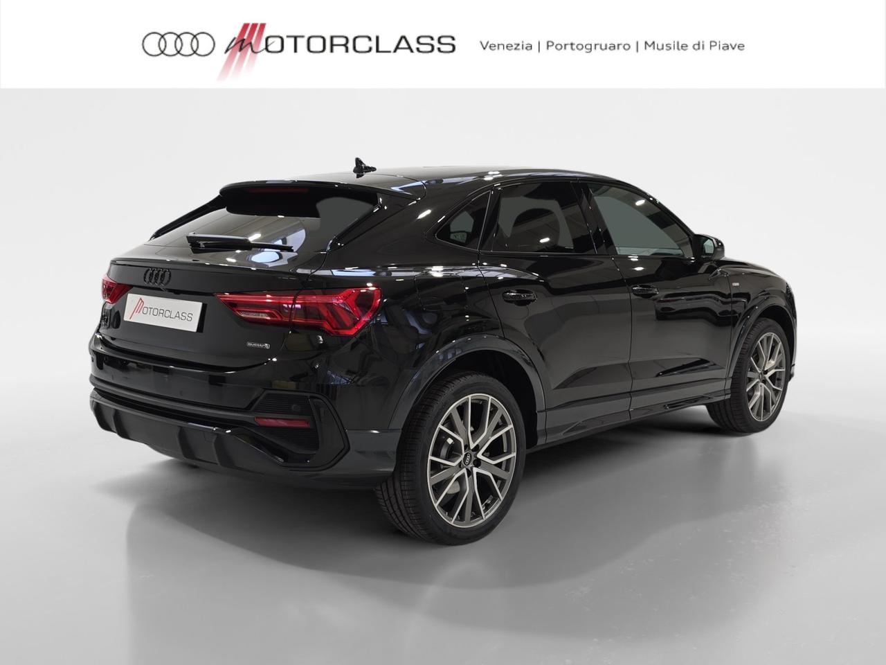 Audi Q3 sportback 40 2.0 tdi 193cv identity black quattro s tronic
