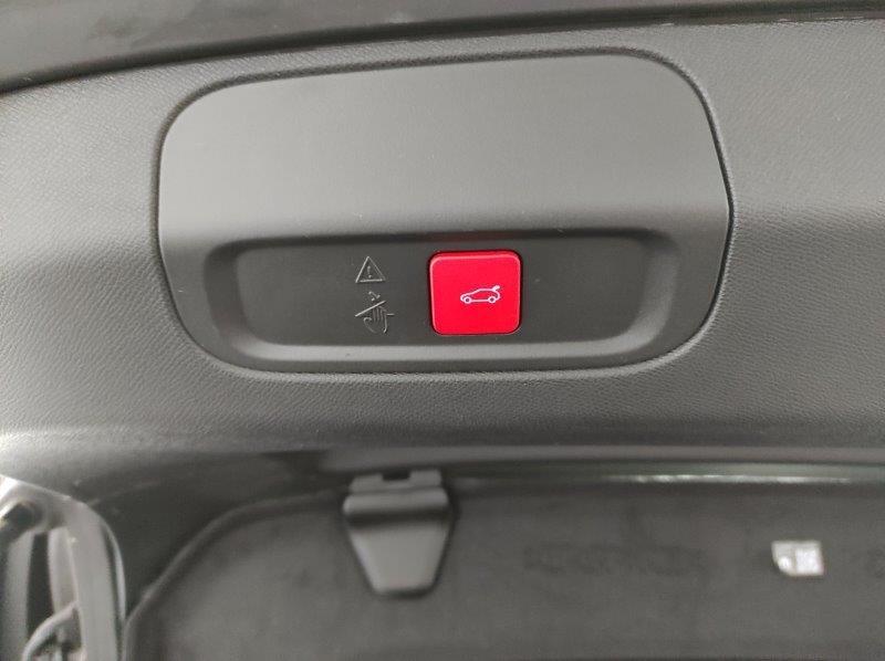 PEUGEOT 408 - 408 Hybrid 136 e-DCS6 GT