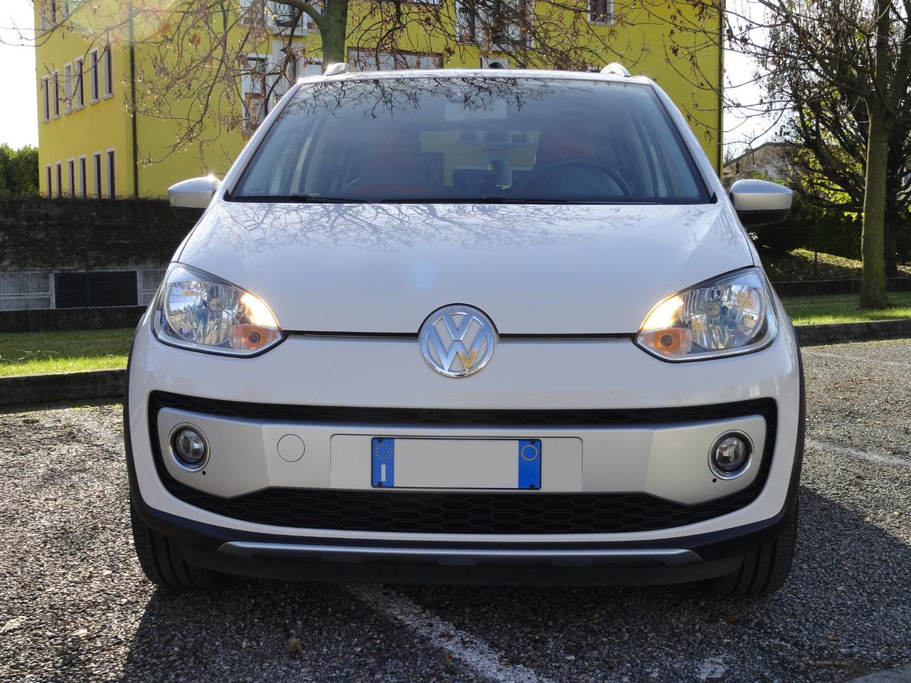 Volkswagen up! 1.0 75 CV 5p. cross