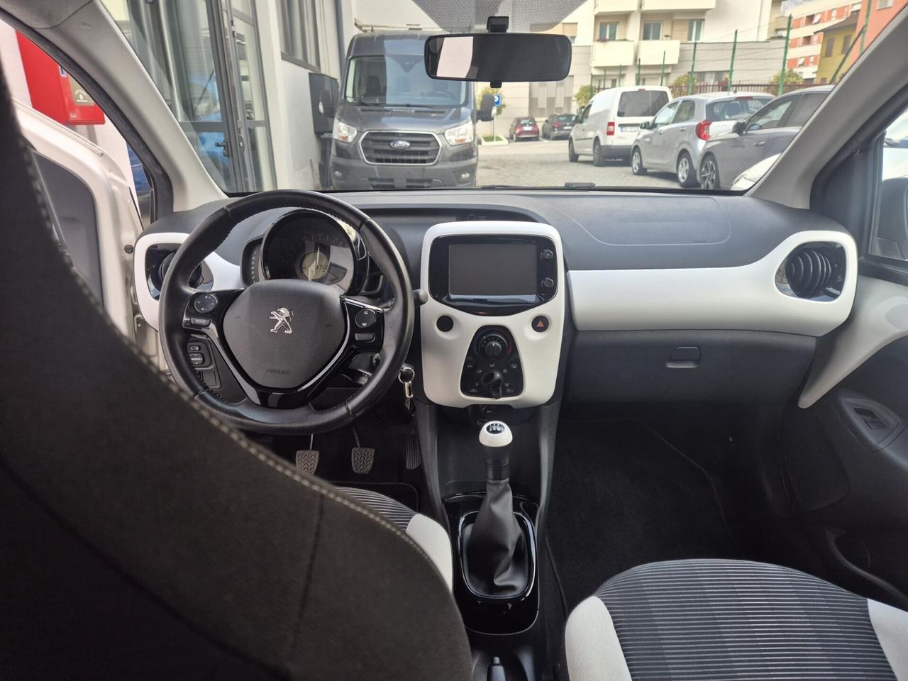 Peugeot 108 decappottabile PureTech 82 5 porte All