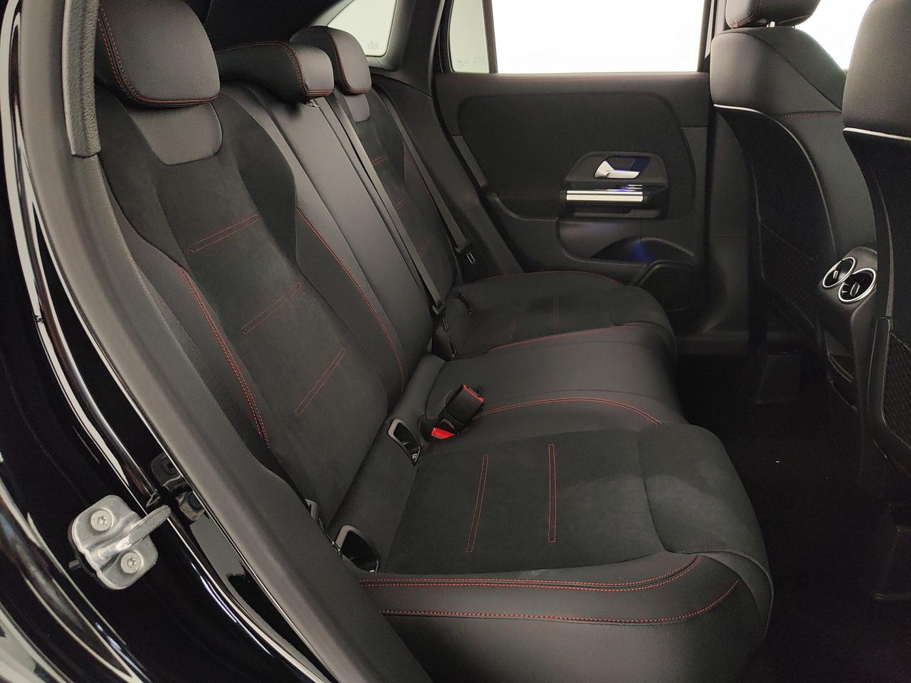 Mercedes-Benz GLA 200 d 4MATIC