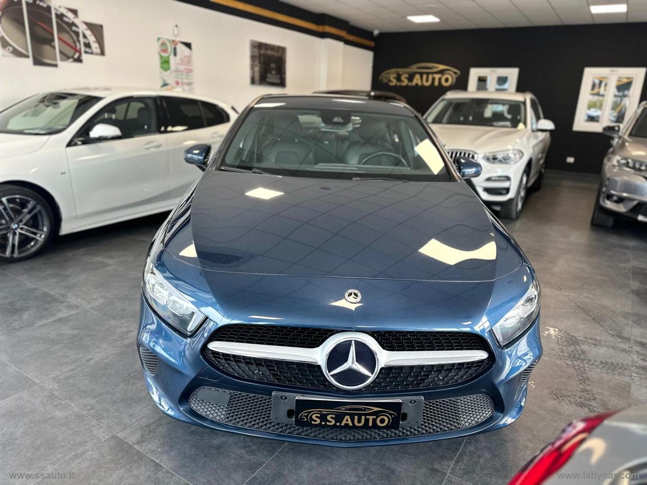 MERCEDES-BENZ A 180 d Automatic Premium
