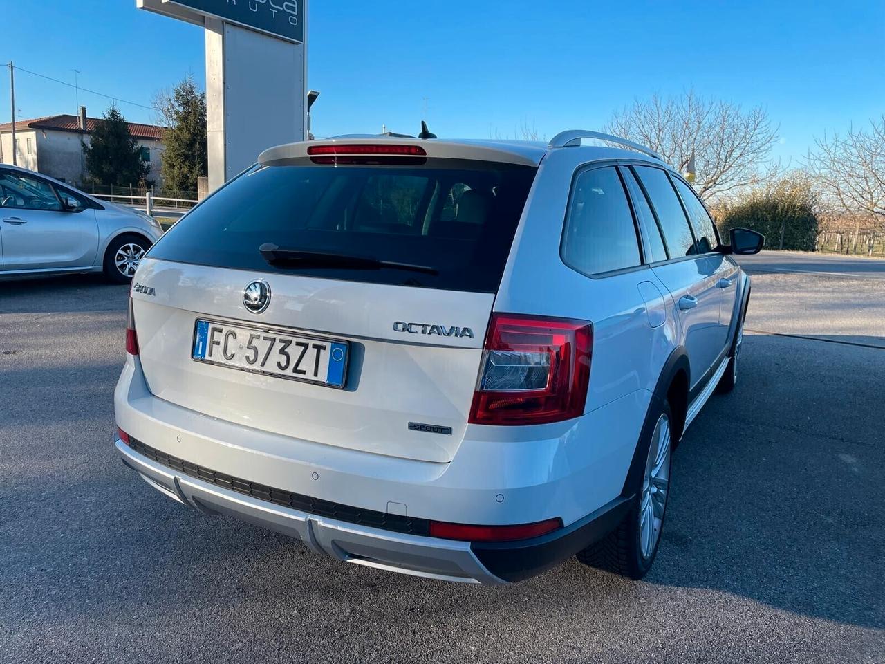 Skoda Octavia 2.0 TDI CR 150 CV 4x4 Wagon Scout