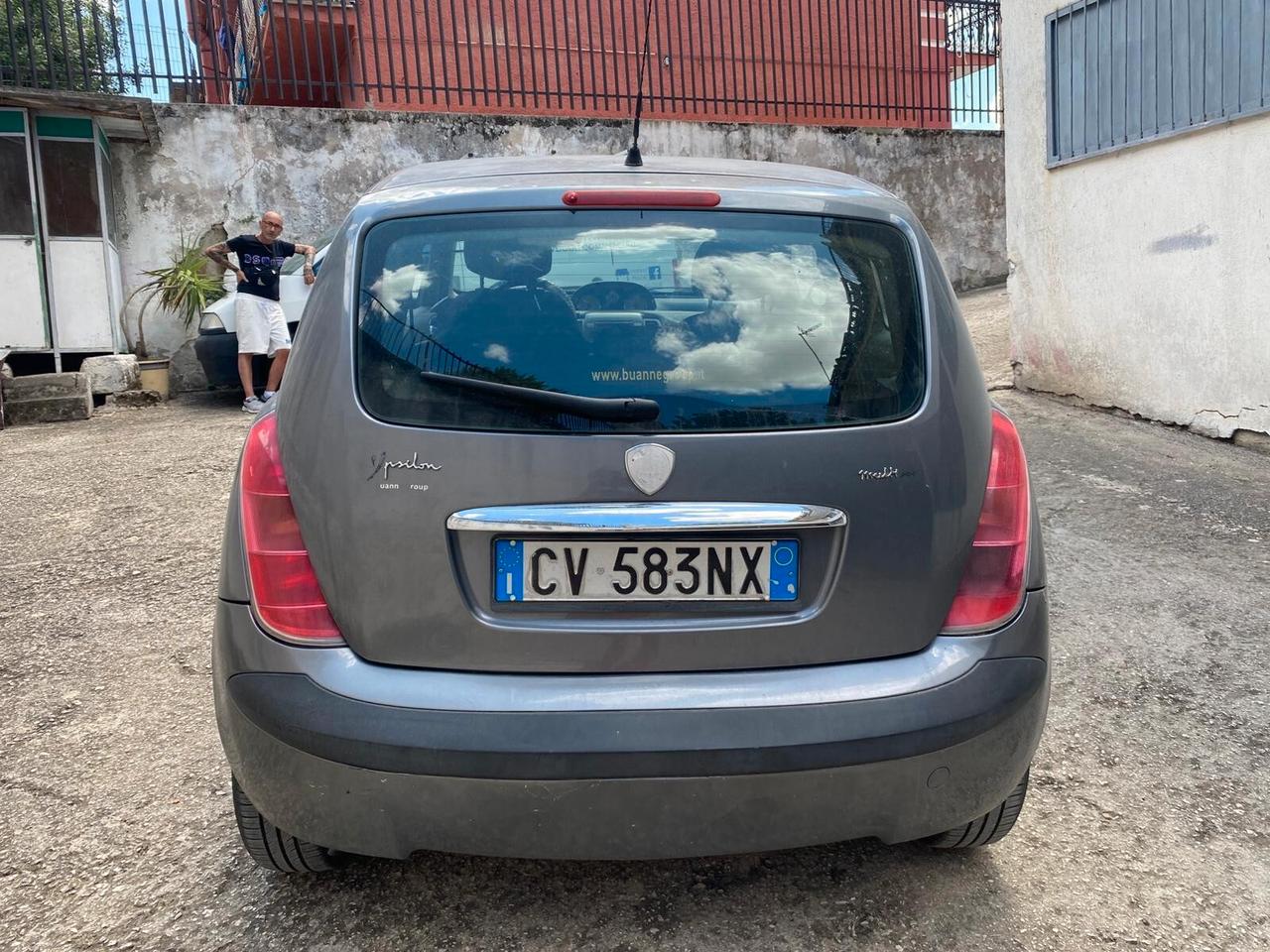 Lancia Ypsilon 1.3cc diesel (PRIVATO)-2005