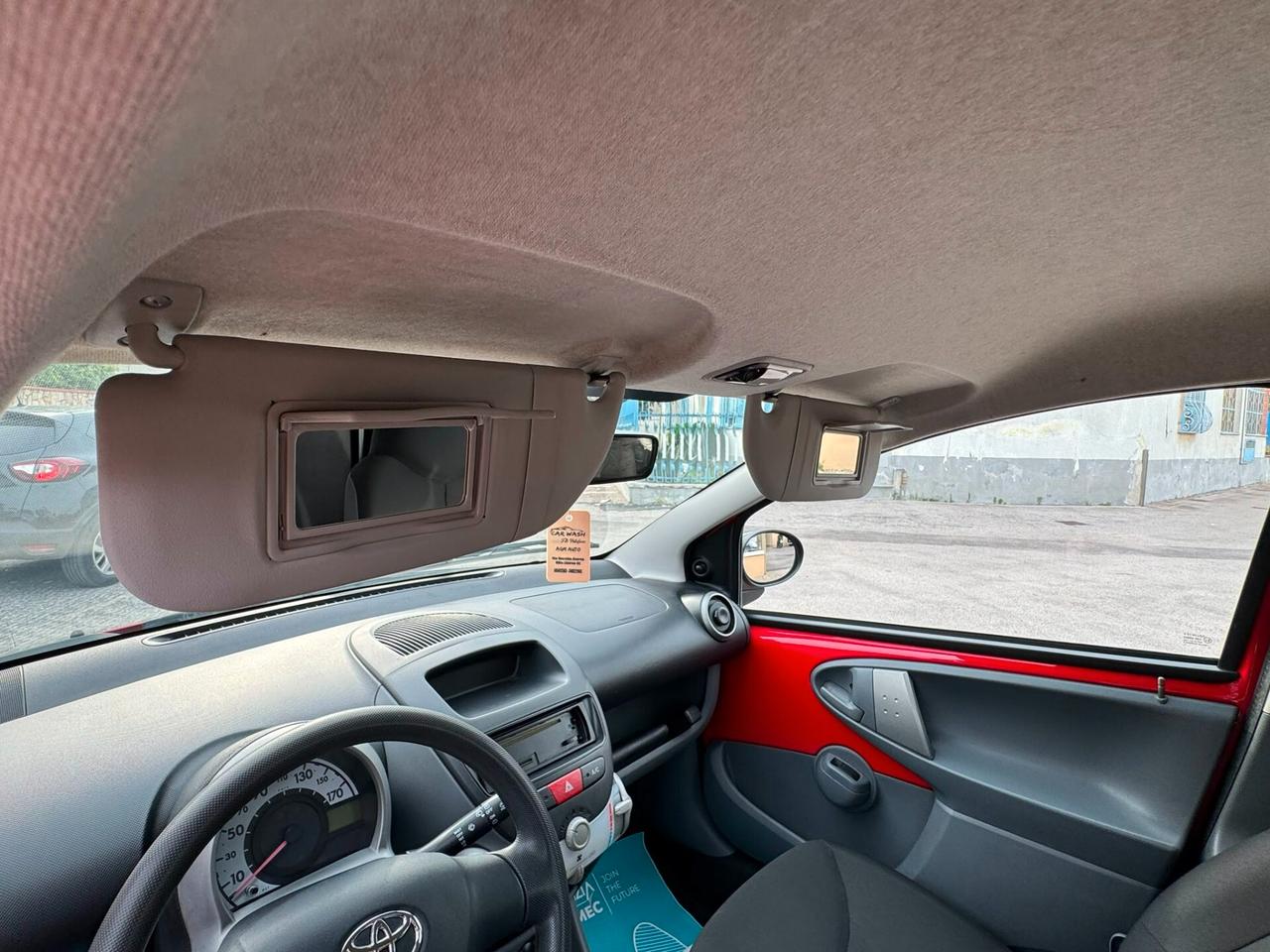 Toyota Aygo 1.0 12V VVT-i 5 porte Now