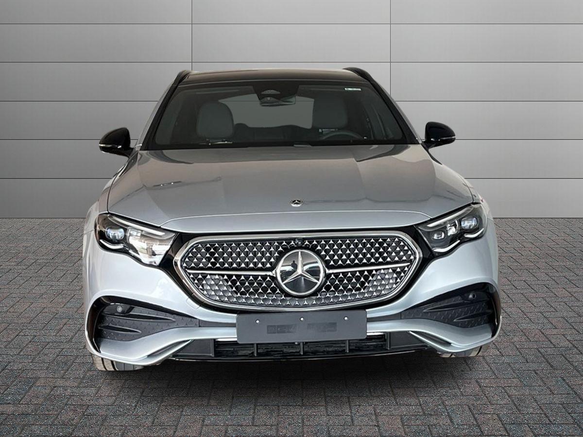 Mercedes-Benz E 220 d 4MATIC Station Wagon