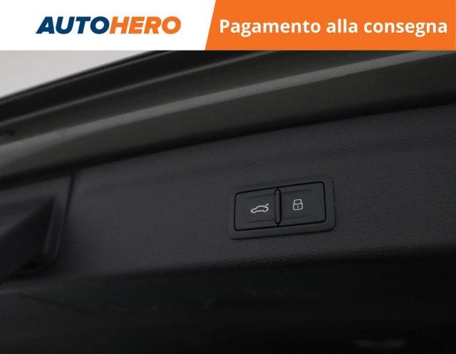 AUDI Q3 35 TFSI Business Advanced