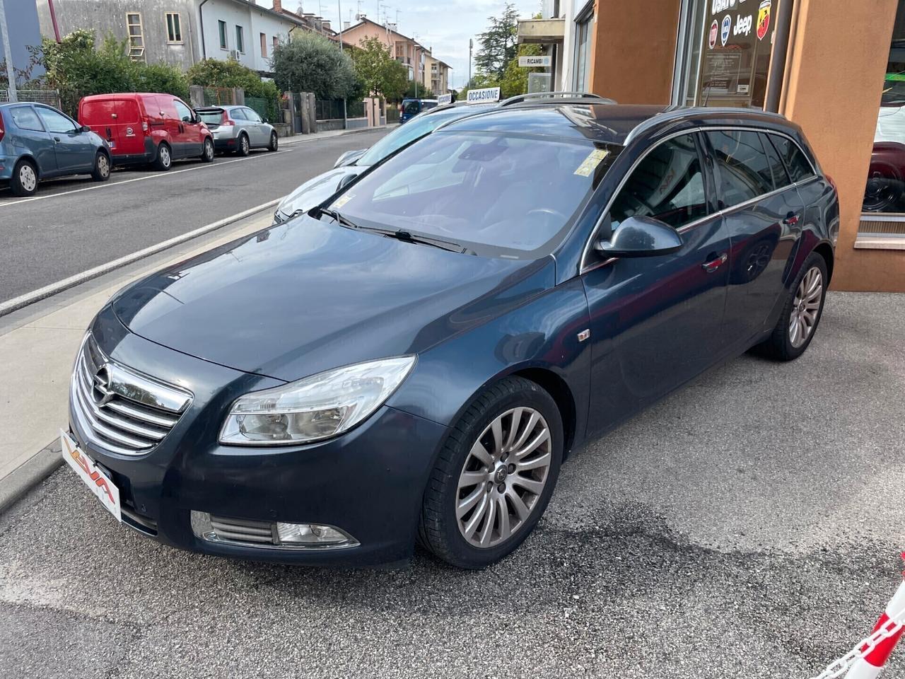 Opel Insignia 2.0 CDTI Tourer G. TRAINO