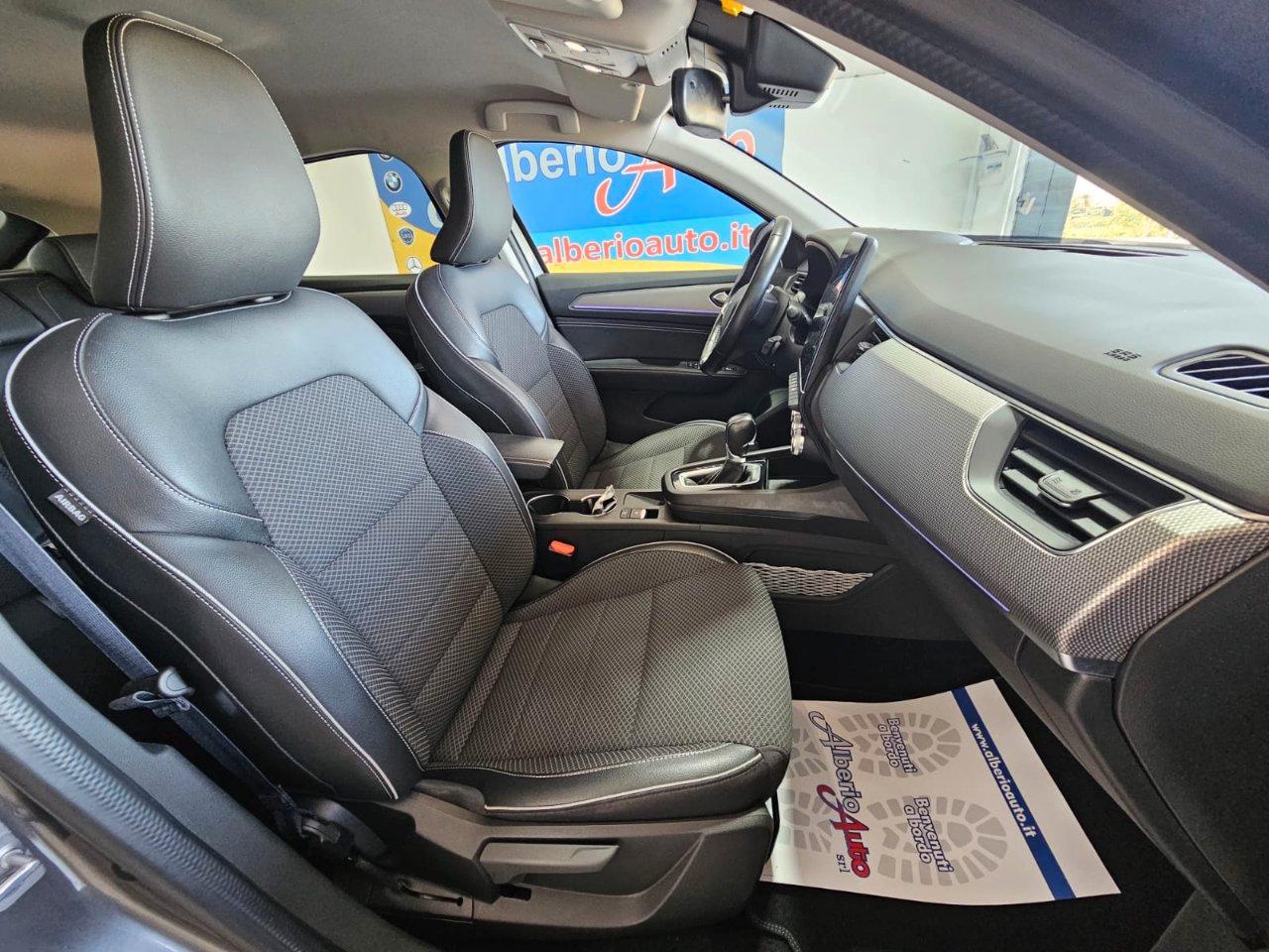 Renault Arkana 1.6 E-Tech full hybrid Intens 145cv