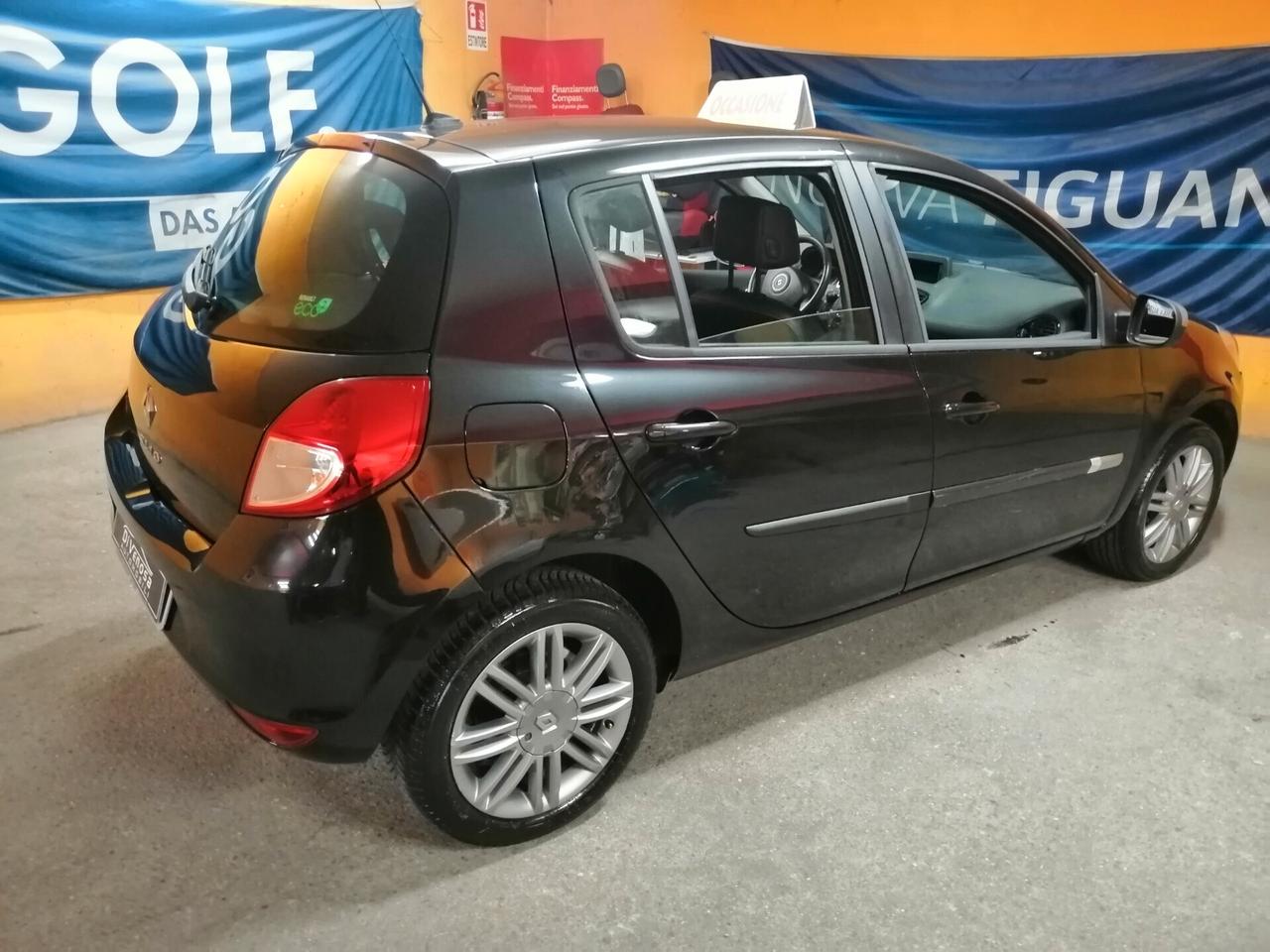 Renault Clio 1.2 16V 5 porte Dynamique